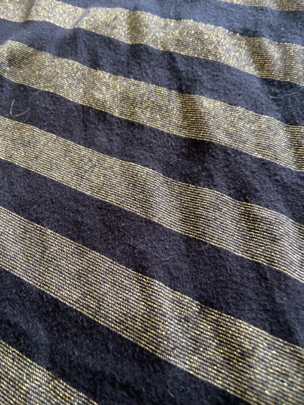 EUC: Vintage Y2K Union Bay Black & Shimmering Gold Striped Top w/ Keyhole Back M - Picture 8 of 13